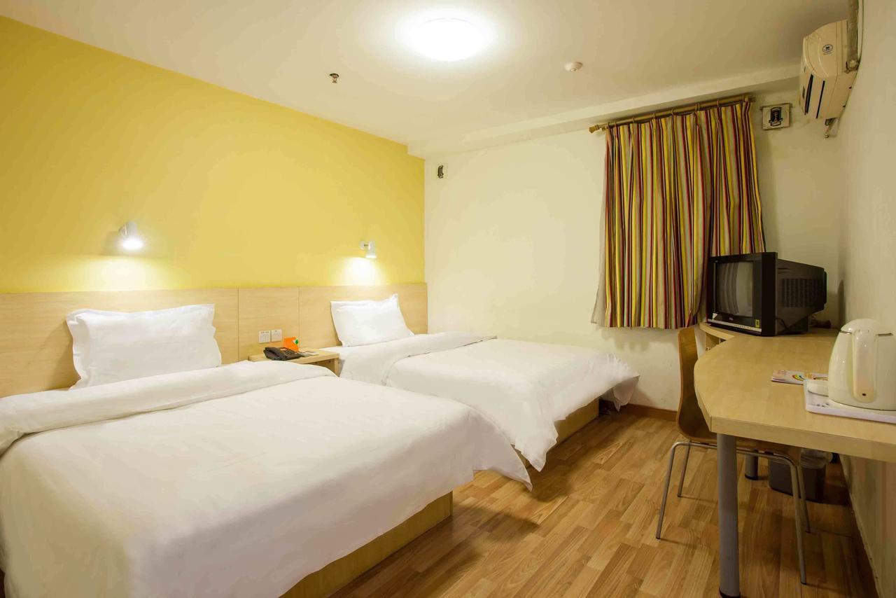 7Days Inn Nanjing Xuanwu Lake East Coach Terminal Dış mekan fotoğraf